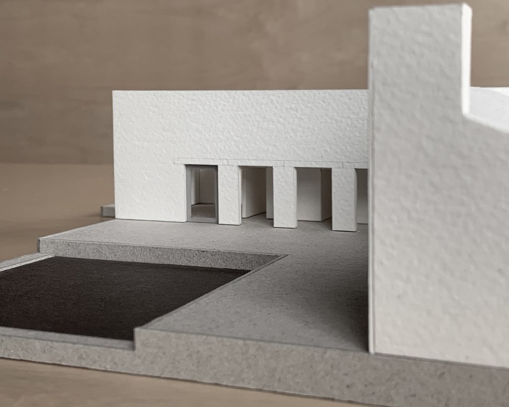 House for an Art Teacher